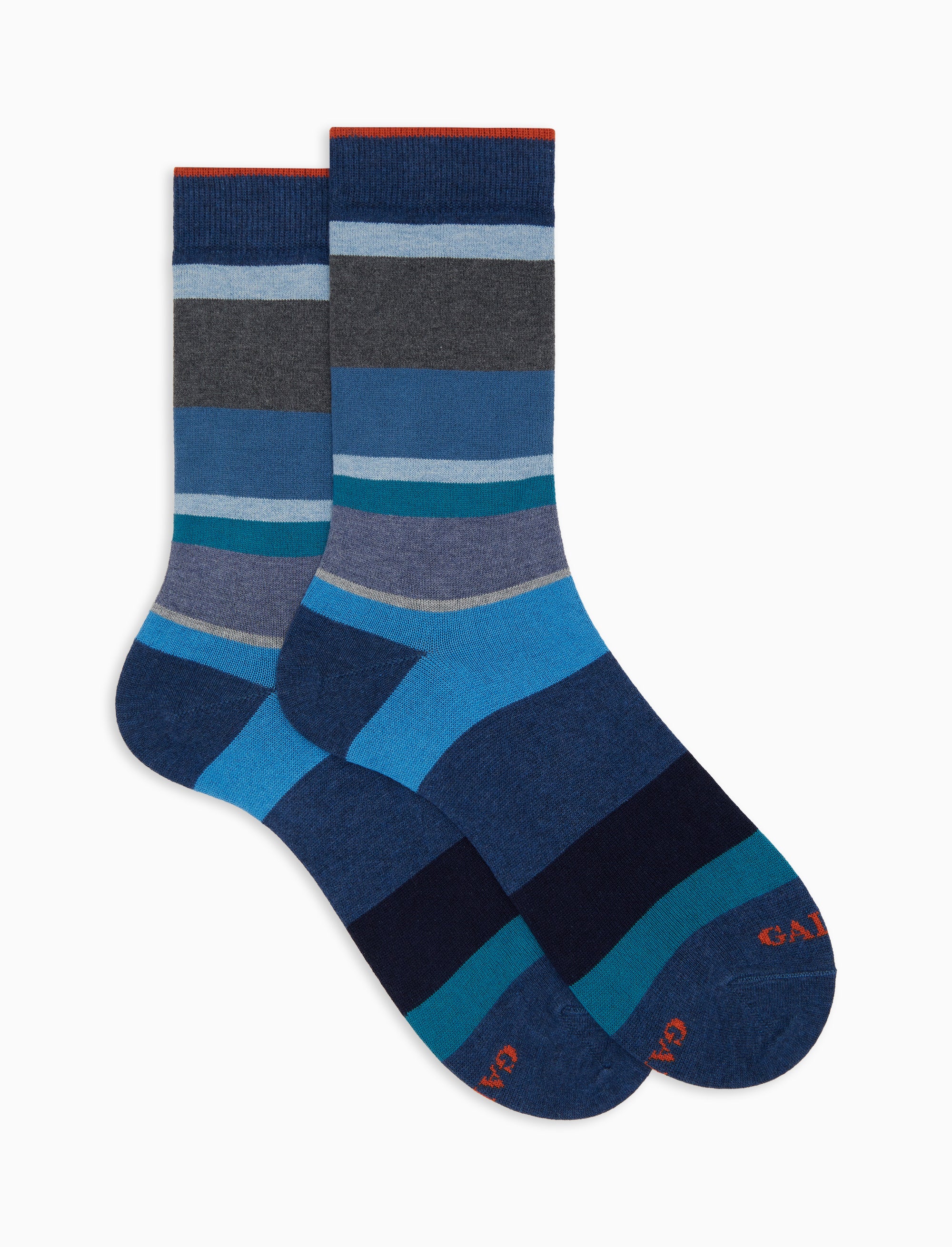 Calze corte uomo cotone e cashmere blu righe multicolor macro