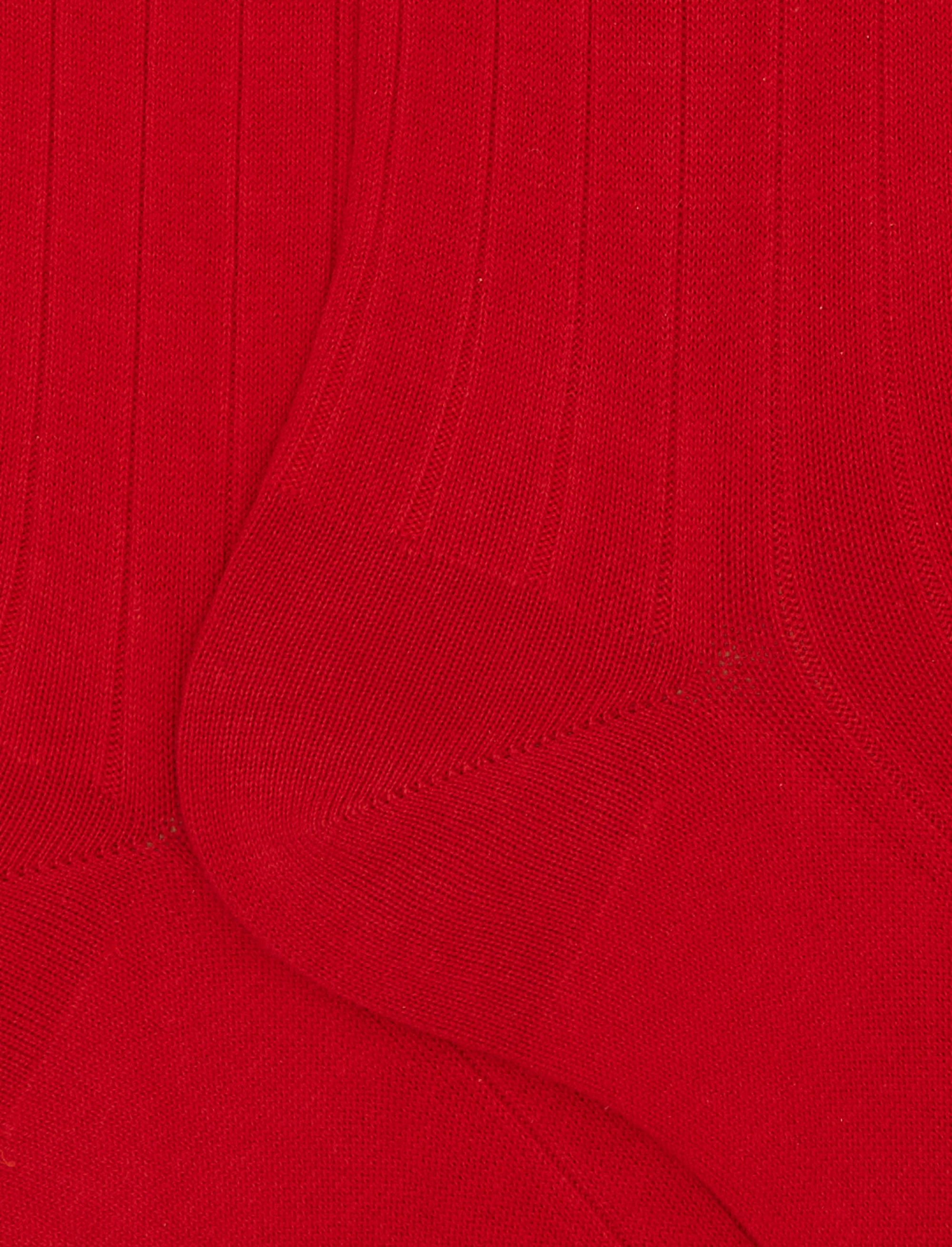 Calze lunghe uomo cotone rosso tinta unita a coste - Image 2